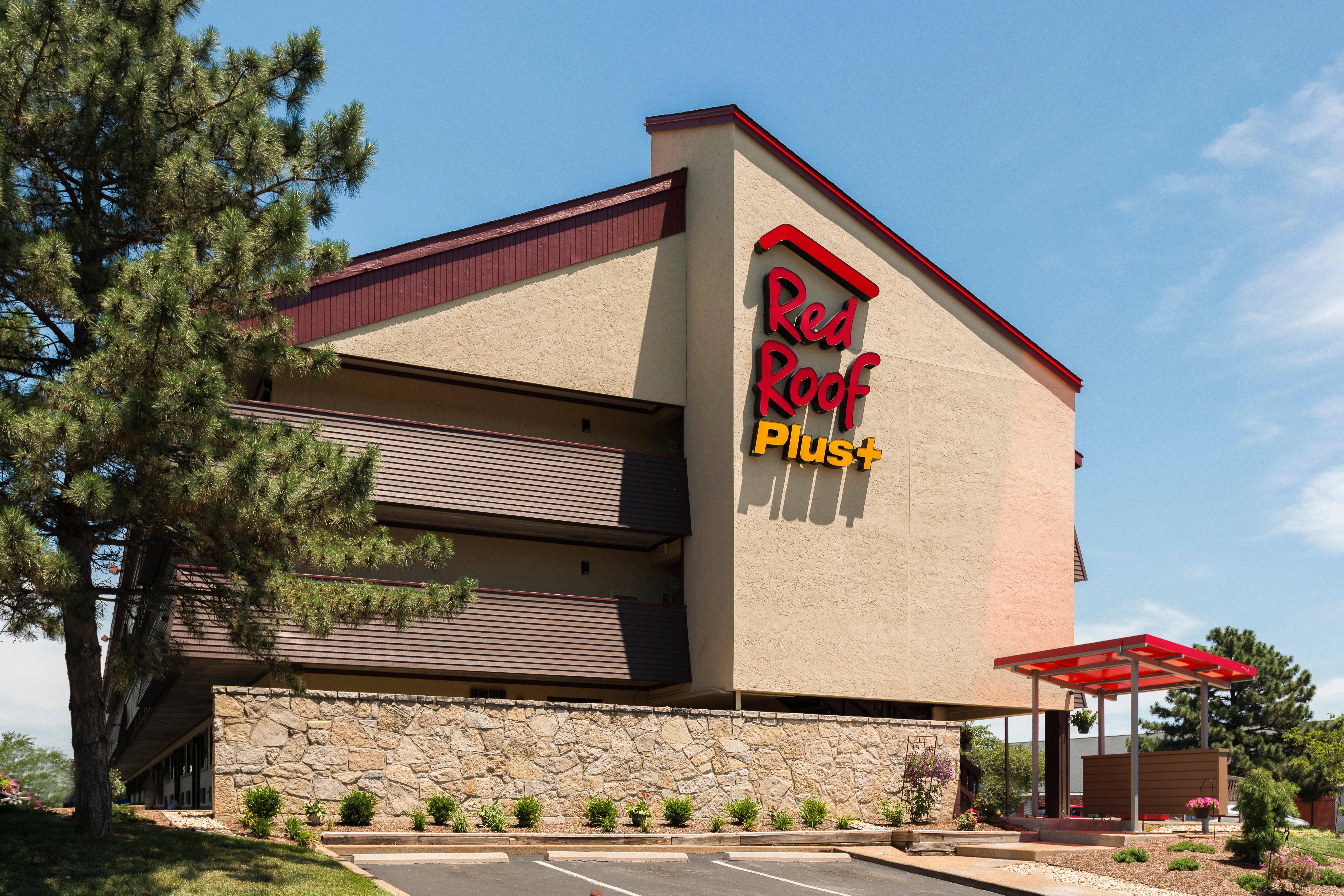 Red Roof Inn Plus+ St. Louis - Forest Park / Hampton Ave. מראה חיצוני תמונה