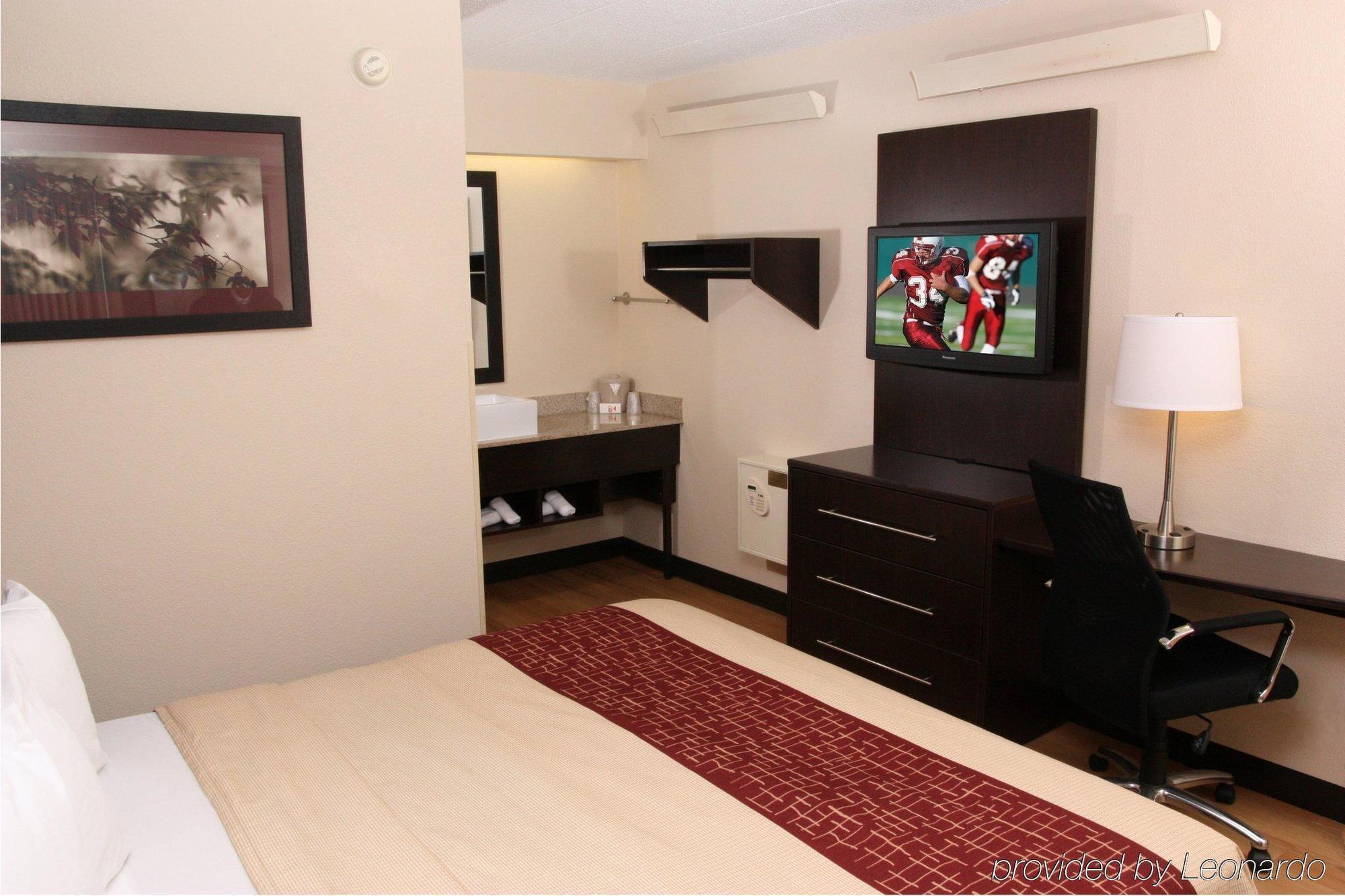 Red Roof Inn Plus+ St. Louis - Forest Park / Hampton Ave. חדר תמונה