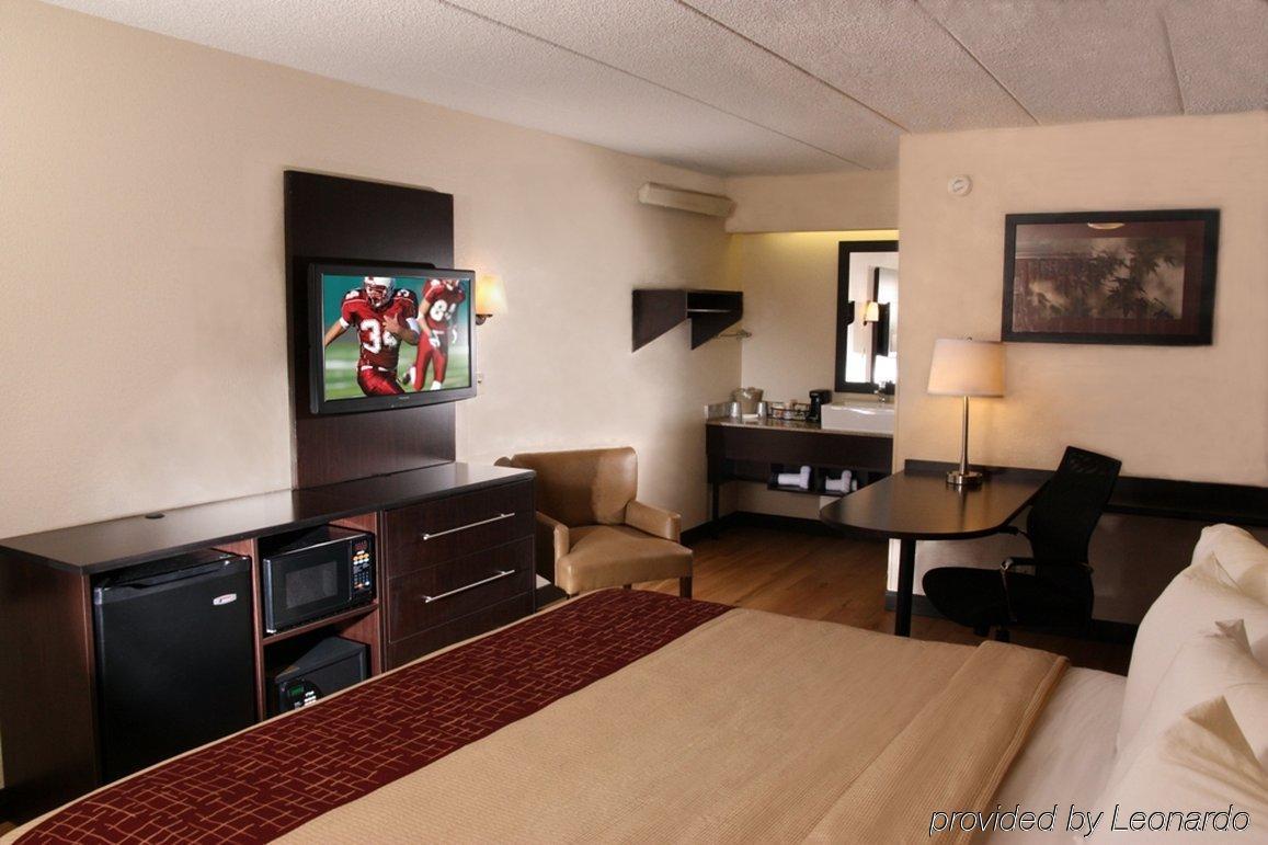 Red Roof Inn Plus+ St. Louis - Forest Park / Hampton Ave. חדר תמונה